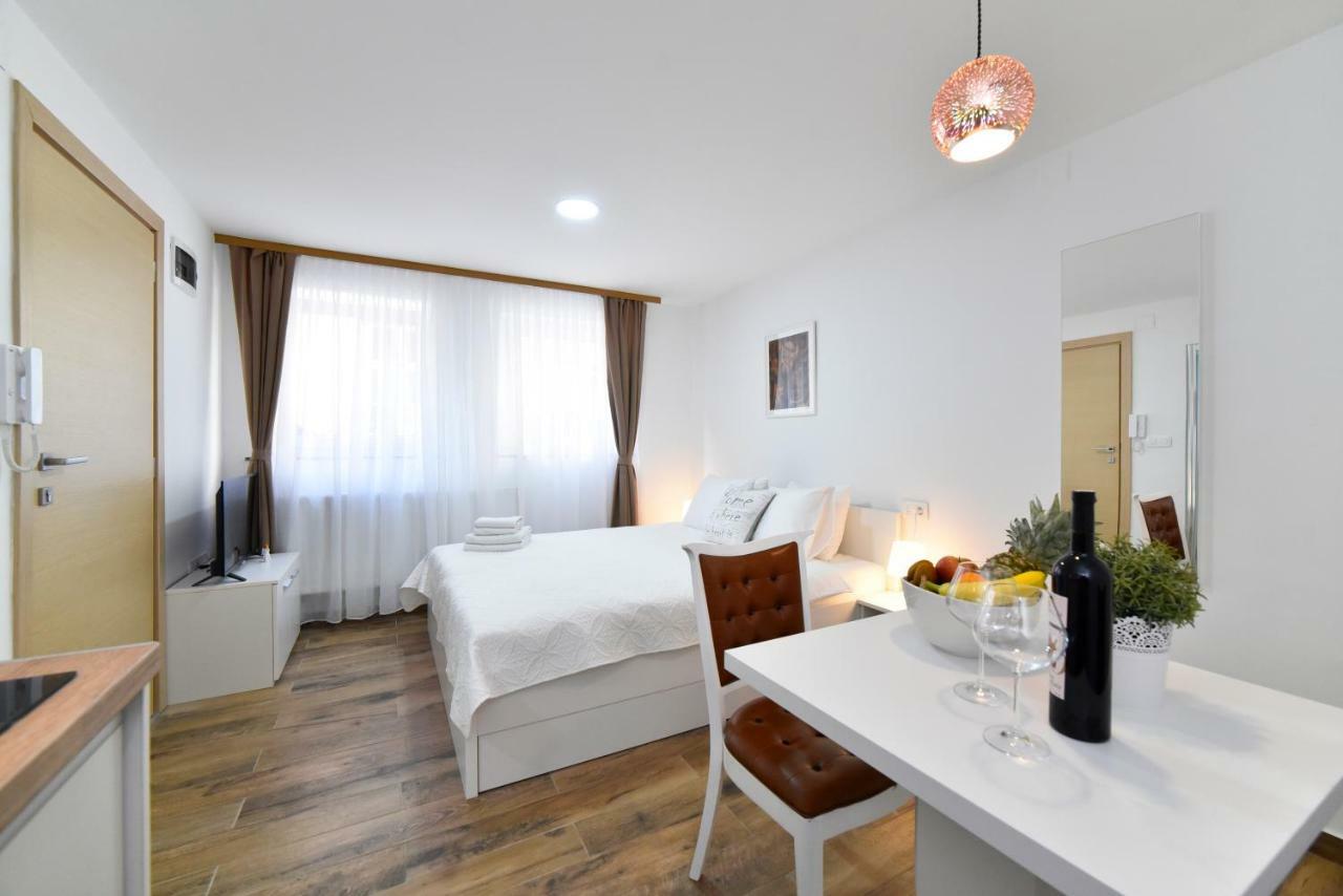 Piccolo Apartments Zagreb Luaran gambar